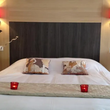 Hotel La Palmeraie 2*